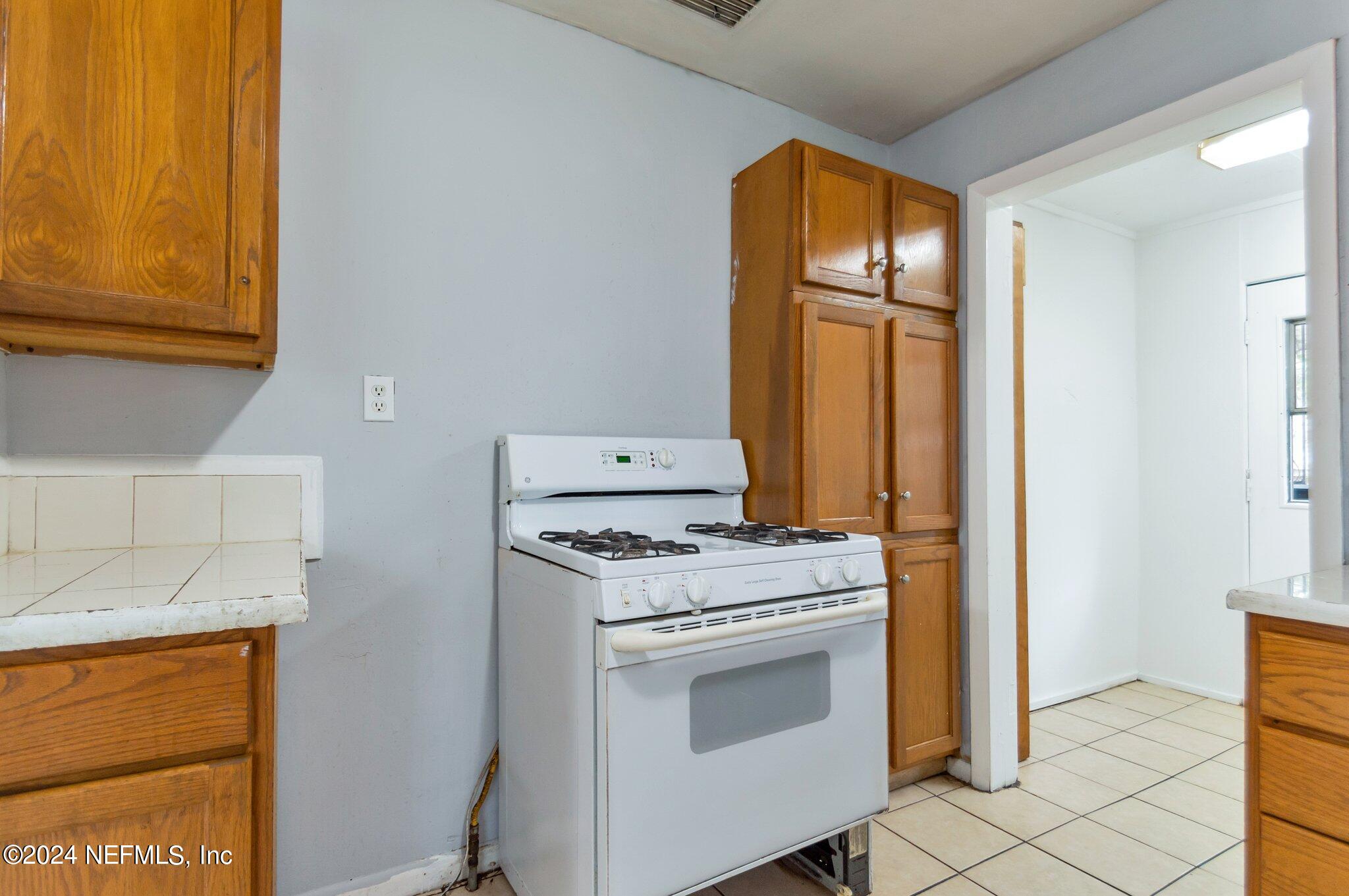 9-web-or-mls-QP-1083