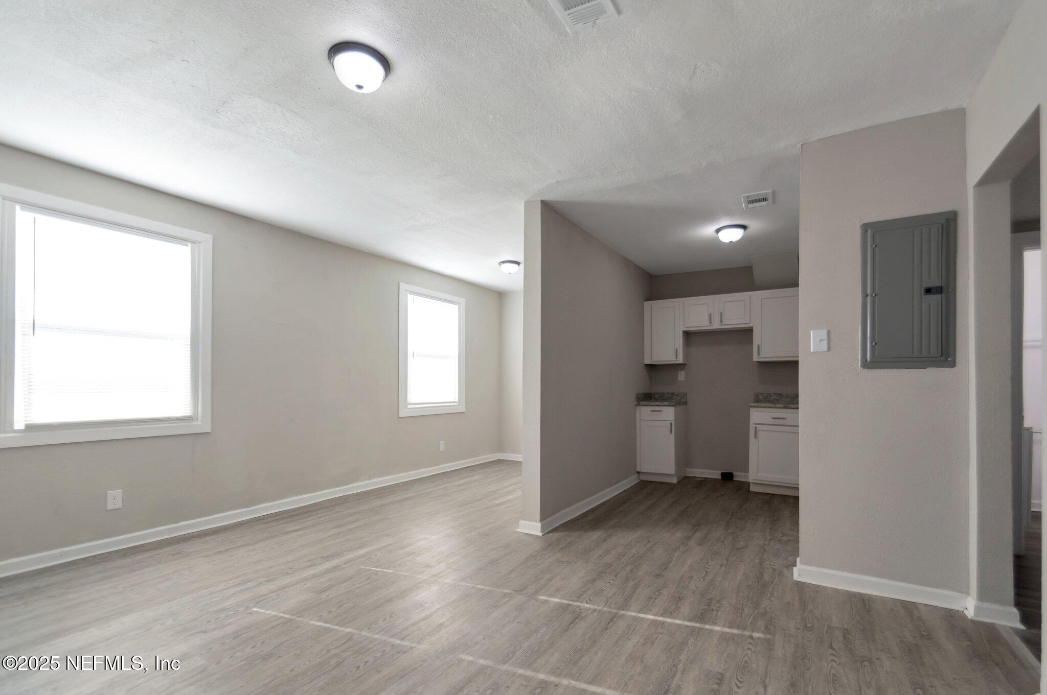 2-web-or-mls-QP-0484